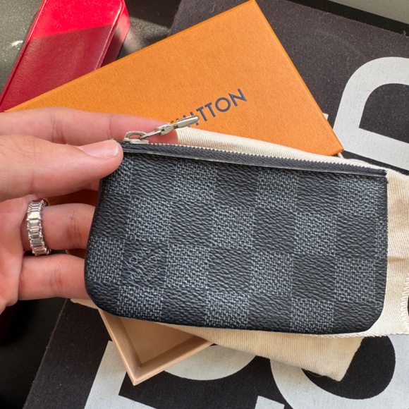 LOUIS VUITTON  Damier Graphite Key Pouch - Picture 1 of 5